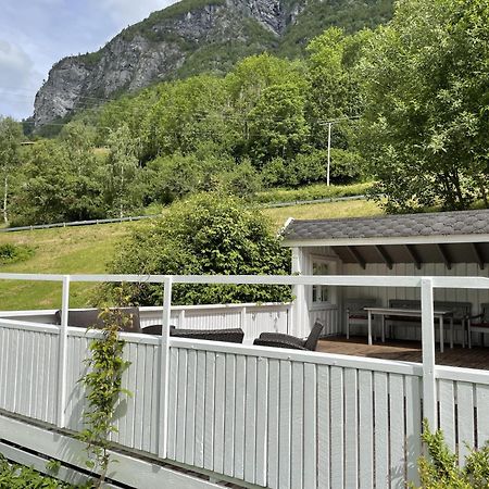 Dalhus - House In The Valley Norddal Εξωτερικό φωτογραφία